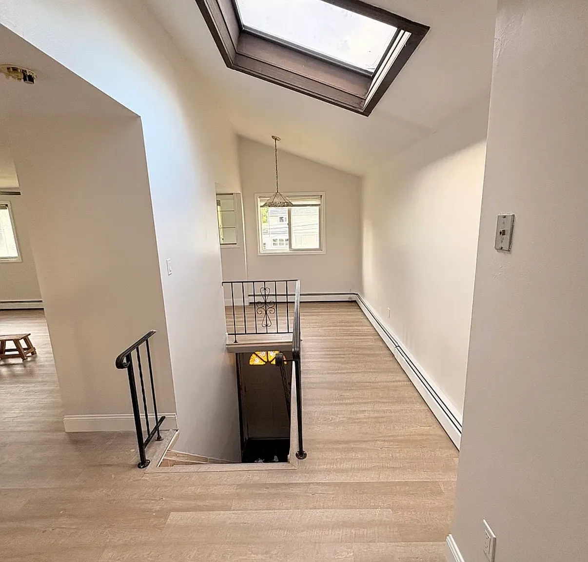 1 bed, 678 sqft, $2,300 — Photo 3