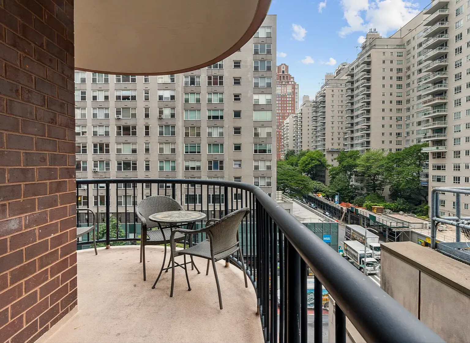 304 East 65th Street — Photo 3