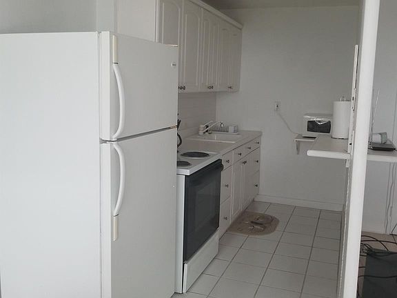 3rd image of 8900 E Jefferson Ave APT 1103
