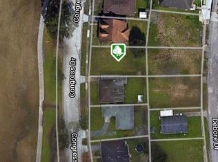 6351 Congress Dr, New Orleans, LA 70126