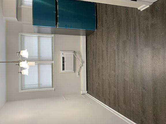 3rd image of 12746 Winchester Ave APT 2S