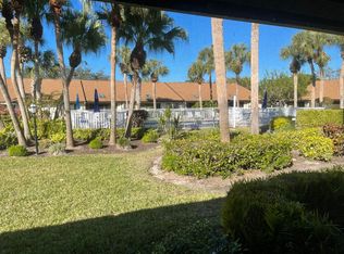 10743 Henry Ct, Naples, FL 34109