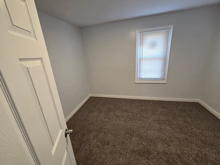 3736 Cleveland Ave — Photo 5