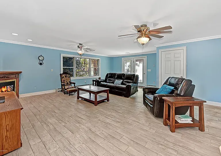 515 W Veterans Hwy — Photo 6