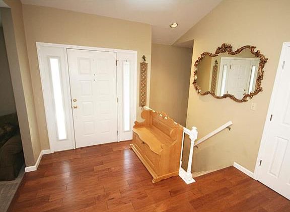 5th image of 613 Christopher Ln