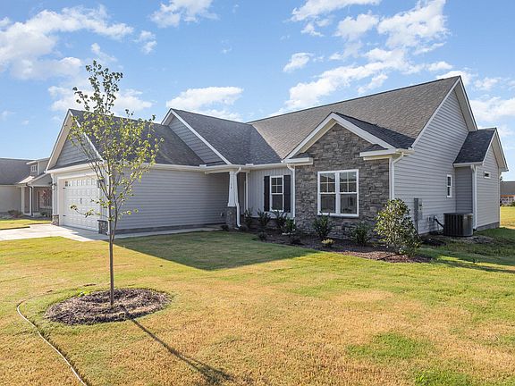 3rd image of 58 Royal Ave Lot 42