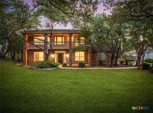 105 Royal Oak Ln, Lakeway, TX 78734