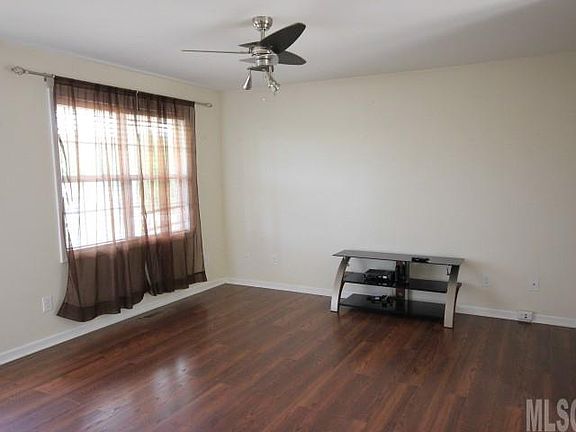 2nd image of 3636 Judea Dr