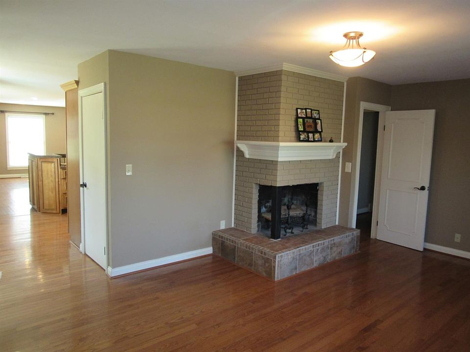 1800 Williamsburg Rd, Lexington, KY 40504 Zillow