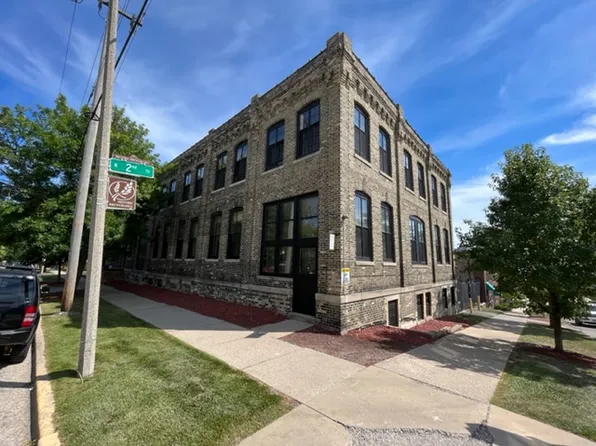 141 W Vine St, Milwaukee, WI 53212