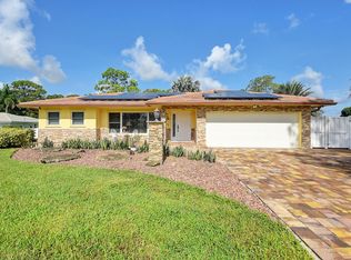 8455 S Mizzen Dr, Boynton Beach, FL 33472