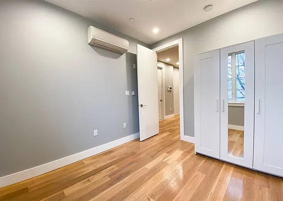 Rented by MAPT Residential LLC | media 26