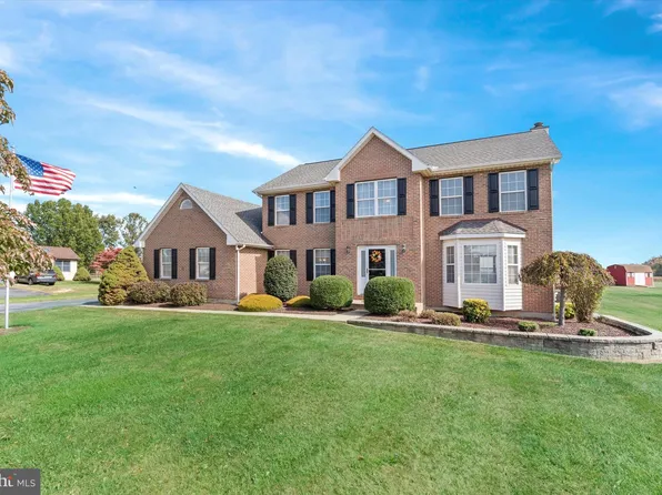 209 E Dickerson Ln, Middletown, DE 19709