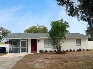 10017 N Hartts Dr, Tampa, FL 33617