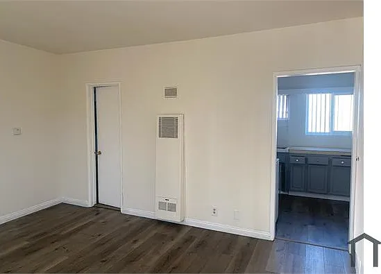 11528 Adco Ave #F — Photo 6