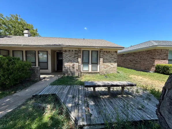 733 Maple Glen Dr, Garland, TX 75043