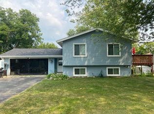 518 Center St, Deerfield, WI 53531