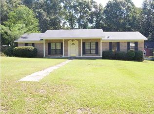 3310 Ching Dairy Rd, Mobile, AL 36618