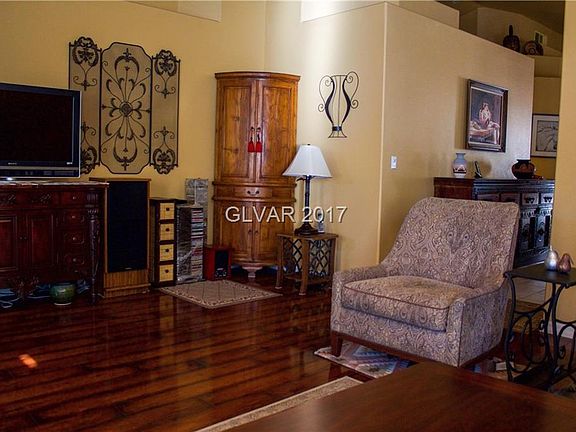 5th image of 7704 Meadowrobin Ave