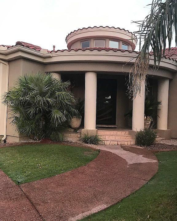 Beautiful iron doors