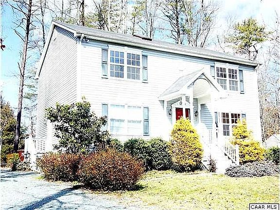 2nd image of 601 Jefferson Dr
