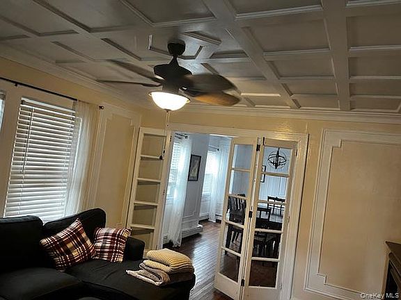2nd image of 305 Nevada St