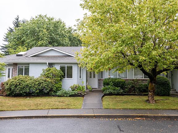 4th image of 595 Evergreen Rd #13