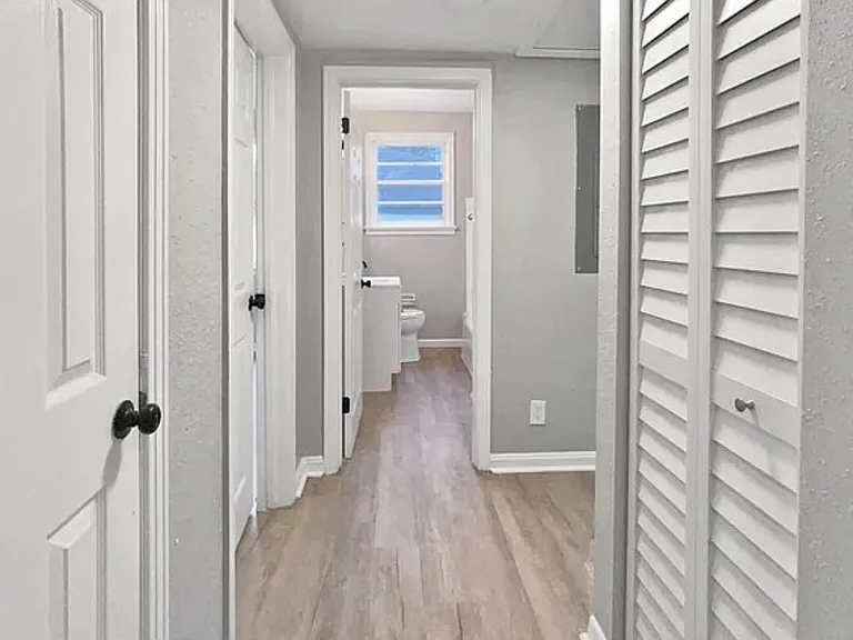 3336 Myra St — Photo 8