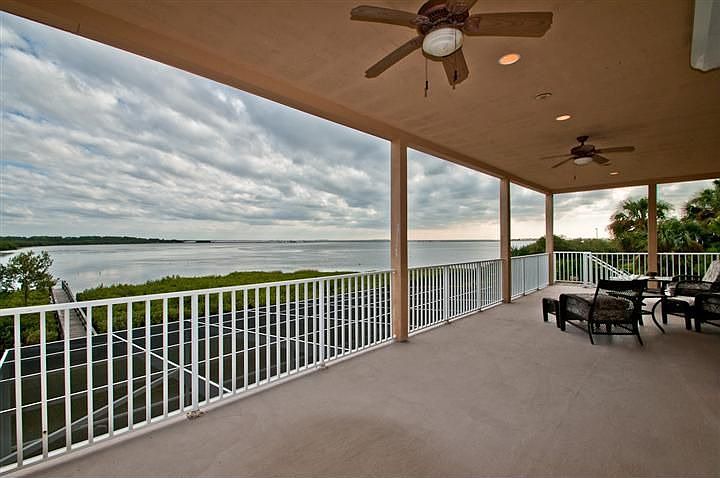 1st image of 1653 Sea Breeze Dr