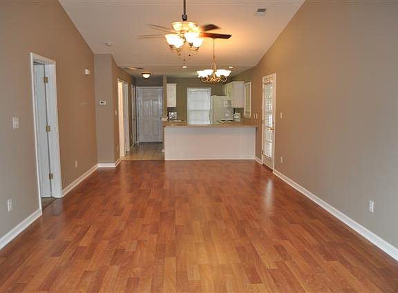 5th image of 107 Karlie Ct