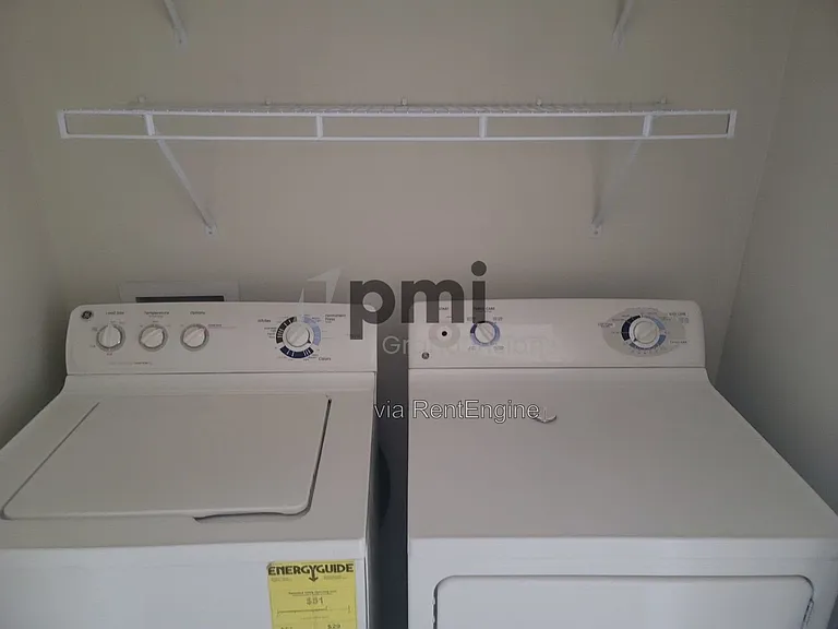 1306 Arthur Ave #9 — Photo 11