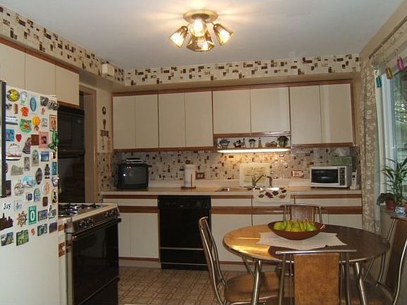 2nd image of 6786 Reid Dr