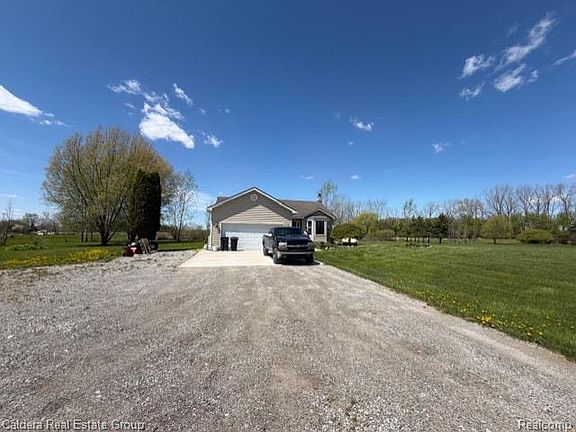 2nd image of 3579 Miller Rd