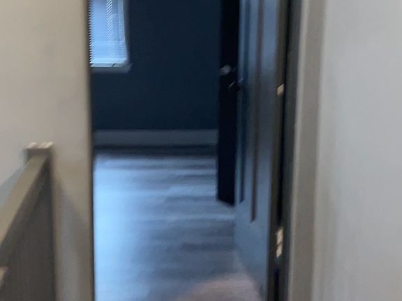 5th image of 4729 Northcote Ave