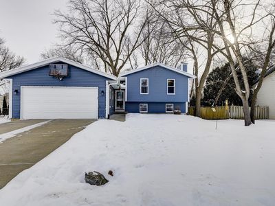 411 Butternut Drive, Oregon, WI, 53575