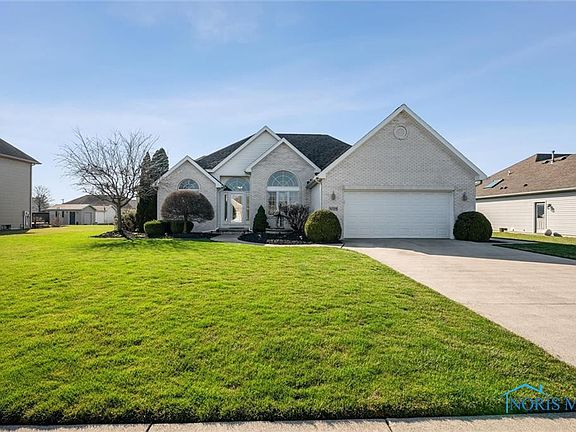3rd image of 30291 Cedar Valley Dr