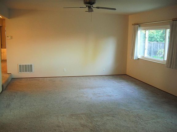 5th image of 34562 Shenandoah Pl