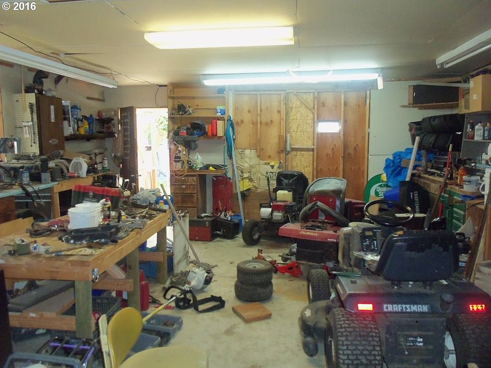 2nd image of 6599 Reservoir Rd
