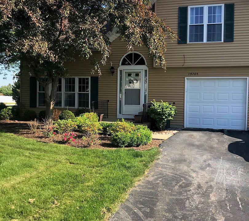1st image of 7259 W Benton Dr