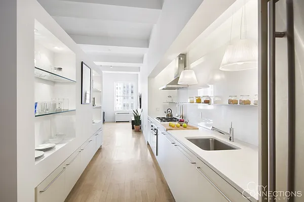 Sold by City Connections Realty | media 26