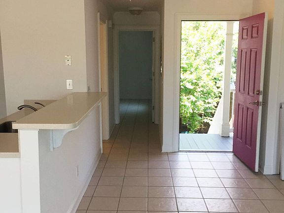 Entrance to living area and kitchen