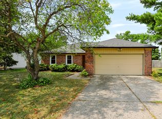 9562 Falkirk Dr, Indianapolis, IN 46256