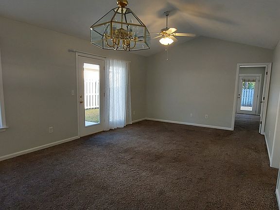 4th image of 1206 Beamon Ln