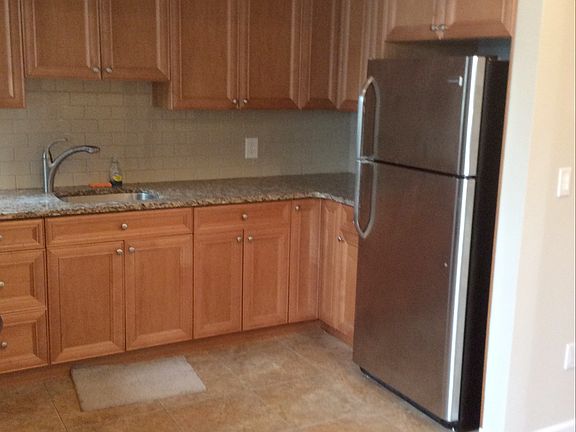 3rd image of 756 Manhattan Ave APT 1
