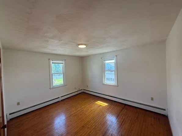 520 Oak St, Old Forge, PA