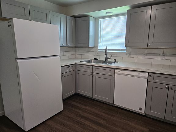 3rd image of 108 W Ash Ave #1/2