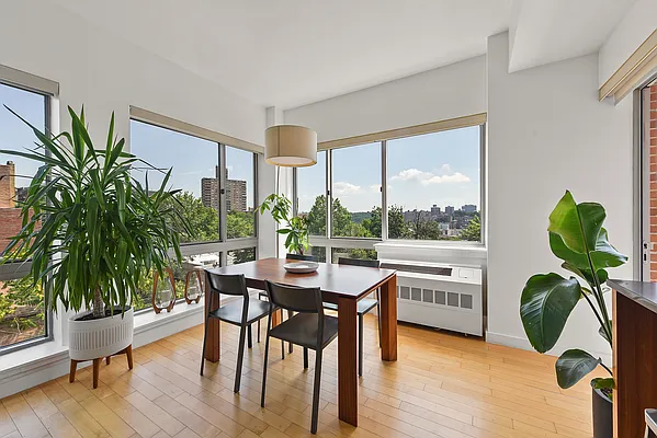 Sold by Compass | media 8