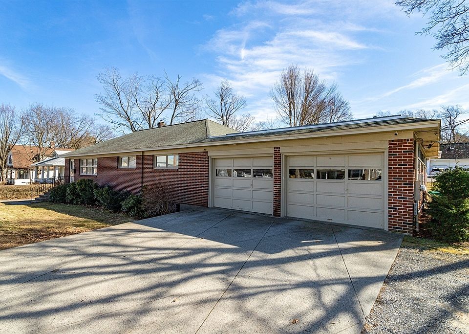 248 Electric Ave, Fitchburg, MA 01420 Zillow