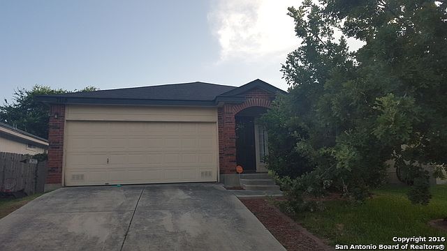 1st image of 7118 Lynn Lake Dr