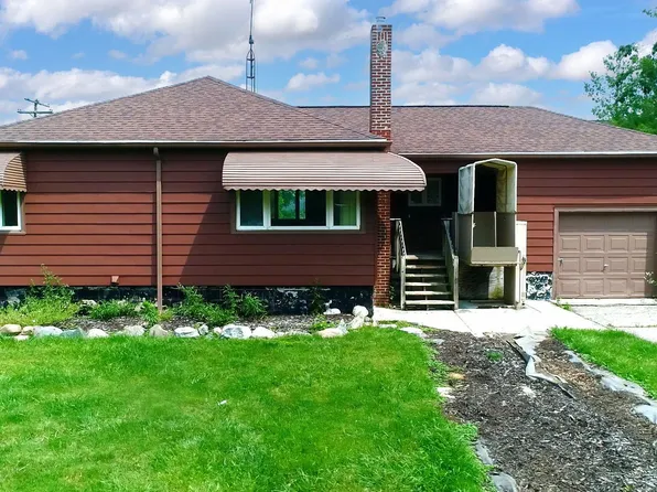 5638 Davison Rd, Lapeer, MI 48446